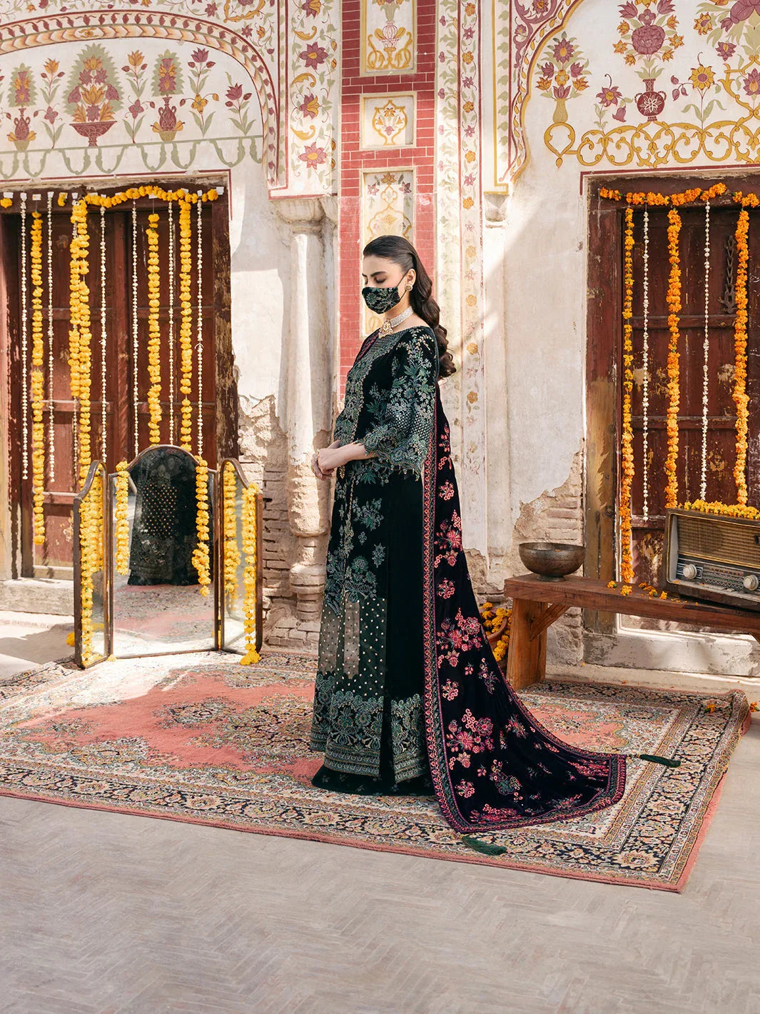 Flossie | Siara Velvet Formals | V-102 - B - Aqsa Fabrics