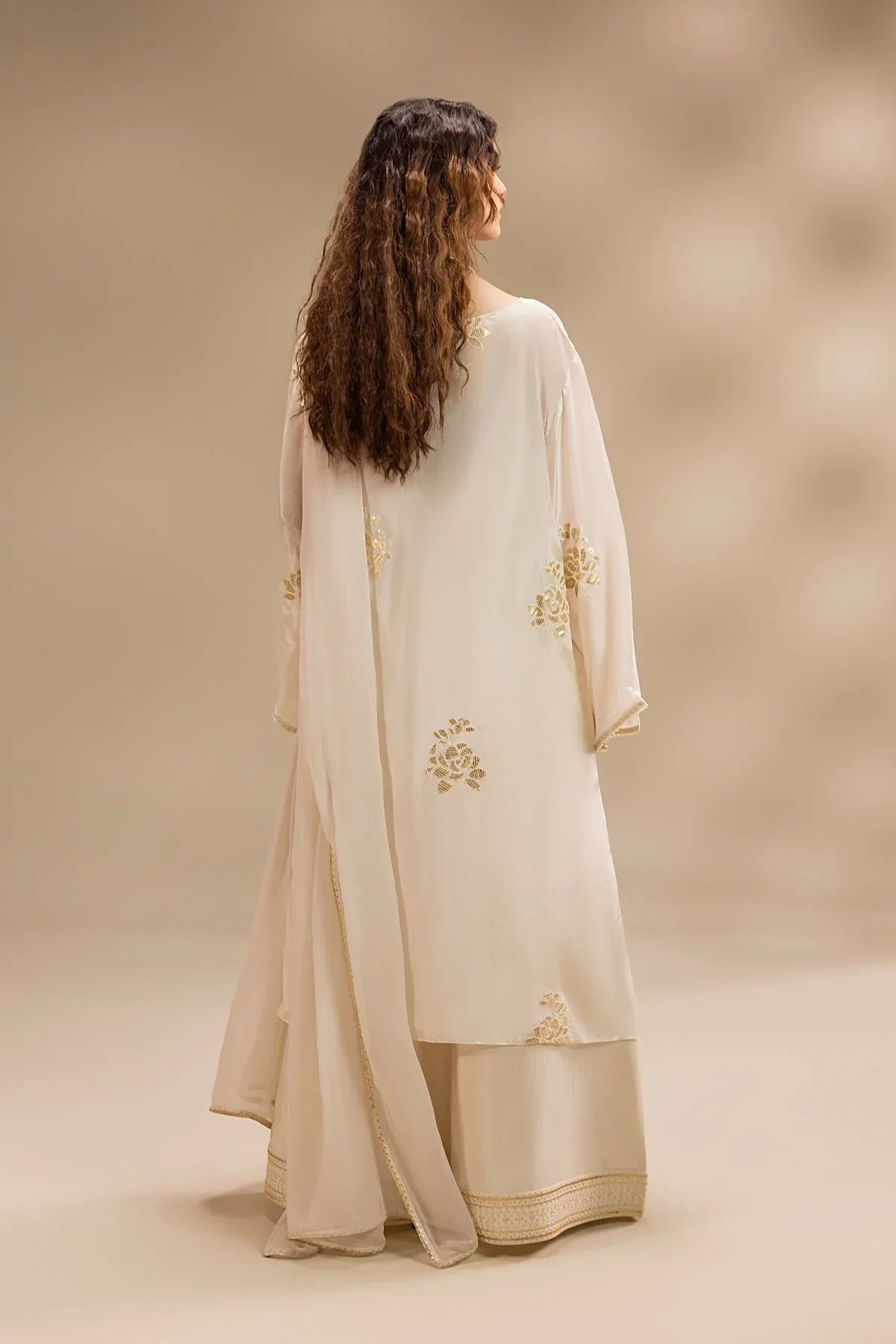 Erum Khan | Lillia Summer Edit | Moon Pearl - Aqsa Fabrics