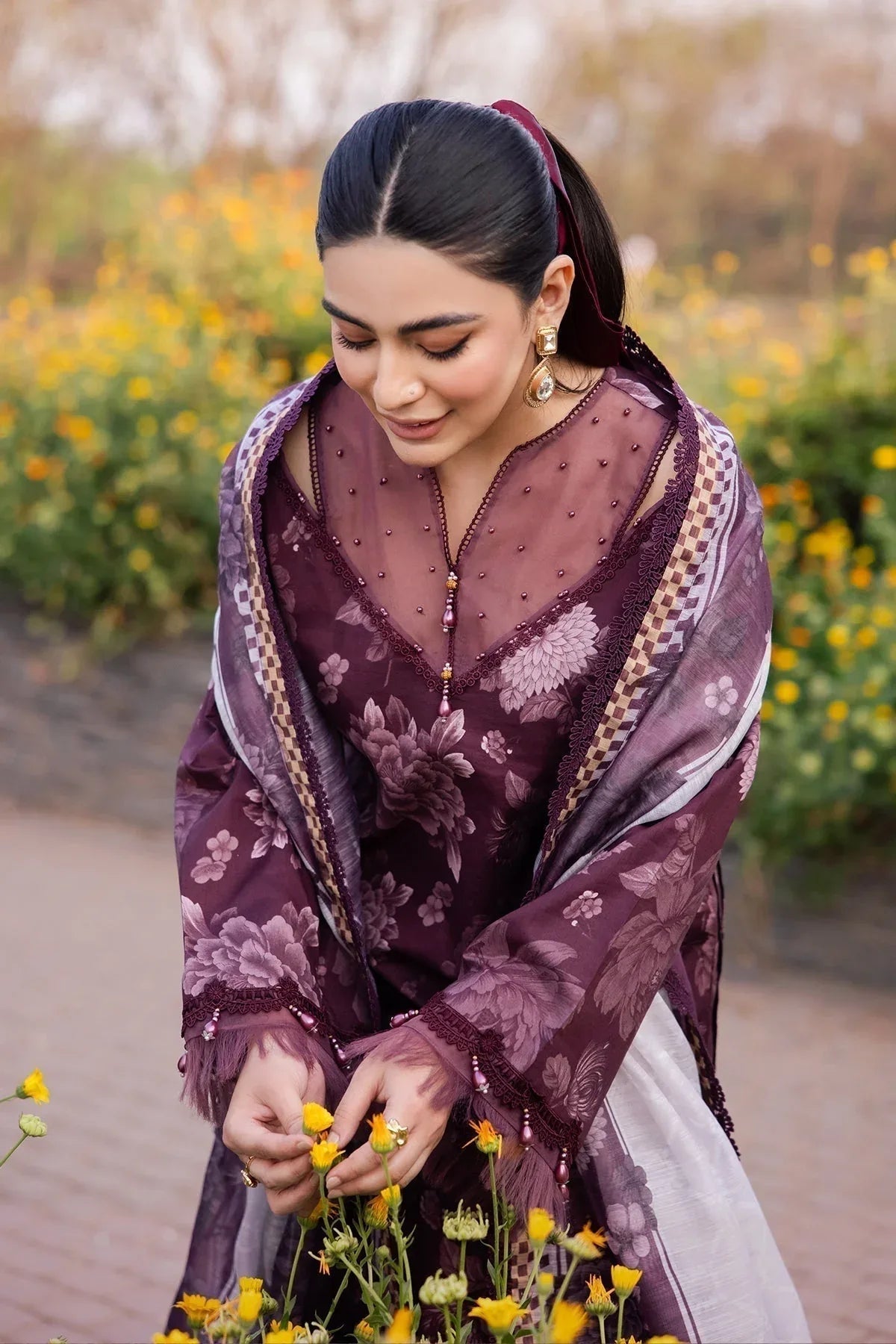 Alizeh | Sheen Lawn Prints 24 | ASTER - Aqsa Fabrics
