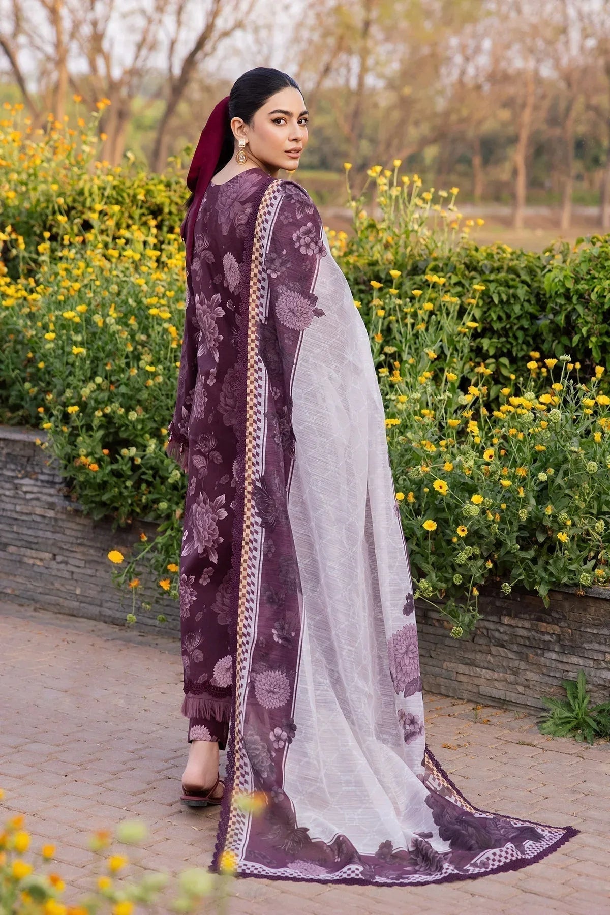 Alizeh | Sheen Lawn Prints 24 | ASTER - Aqsa Fabrics