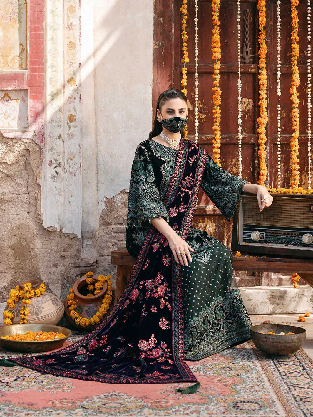 Flossie | Siara Velvet Formals | V-102 - B - Aqsa Fabrics