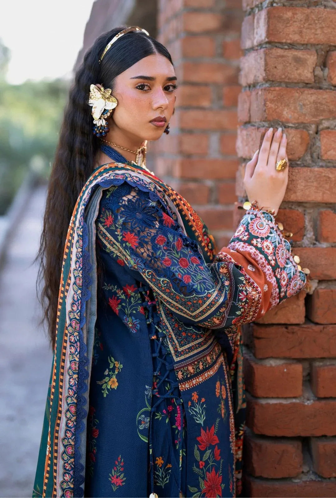 AJR Couture | Sard Sham | Kaneez - Aqsa Fabrics