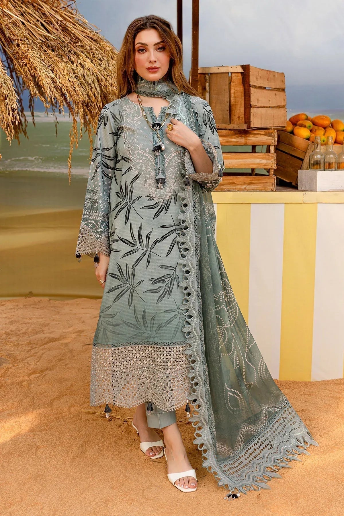 Nureh | Gardenia Lawn 25 | NSG-179 - Aqsa Fabrics