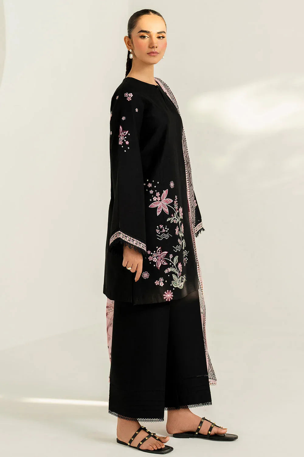 Farasha | Thread Lines Embroidered | Floral Meadow - Aqsa Fabrics