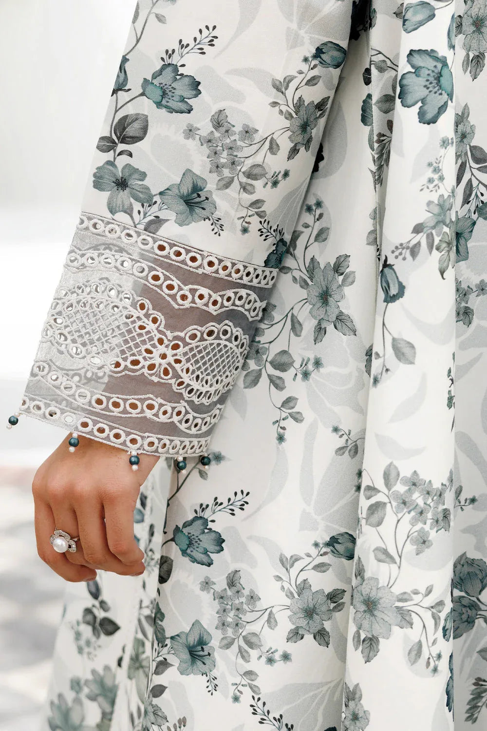 Farasha | Printed Essentials | Smokey Sea - Aqsa Fabrics