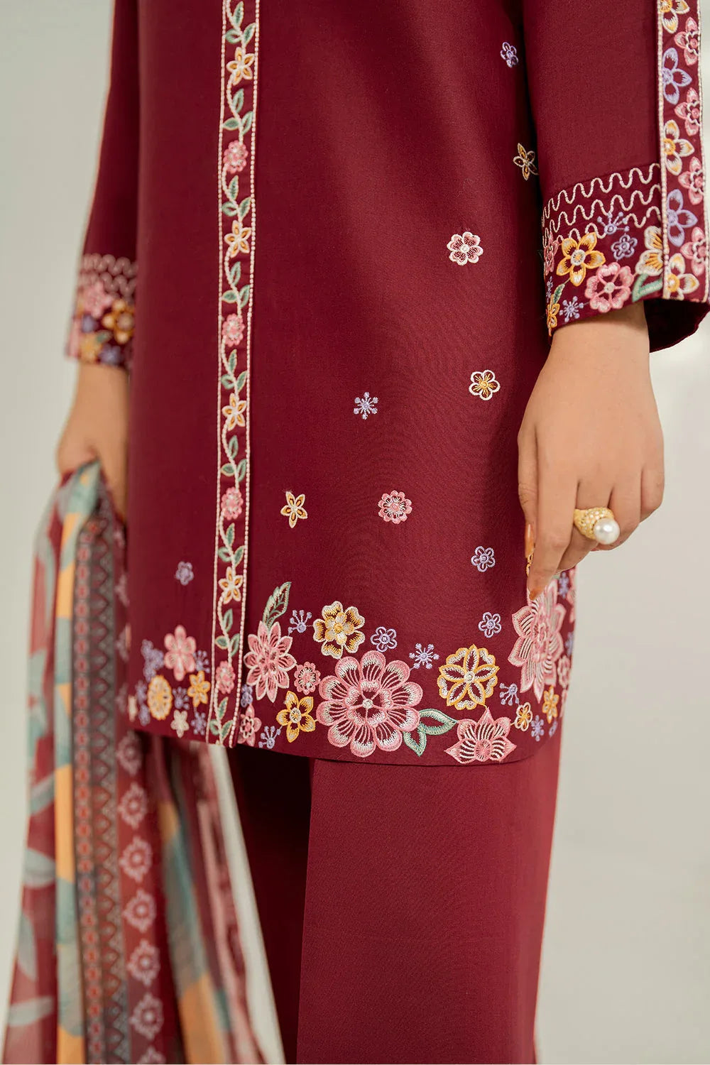 Farasha | Thread Lines Embroidered | Maroon Muse - Aqsa Fabrics