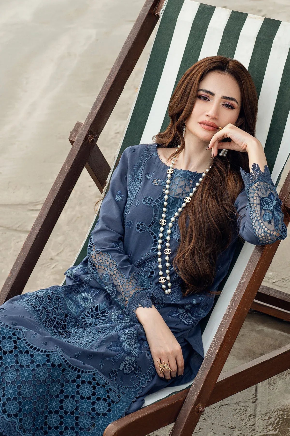 Nureh | Khuwab Luxury Lawn | NE-146 - Aqsa Fabrics