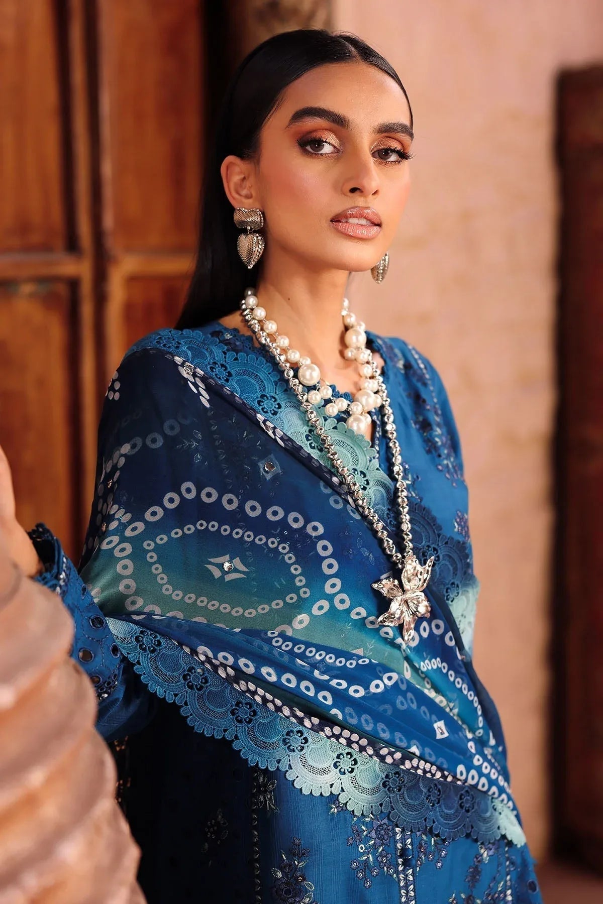 Nureh | Bazaar Lawn | NE-160 - Aqsa Fabrics