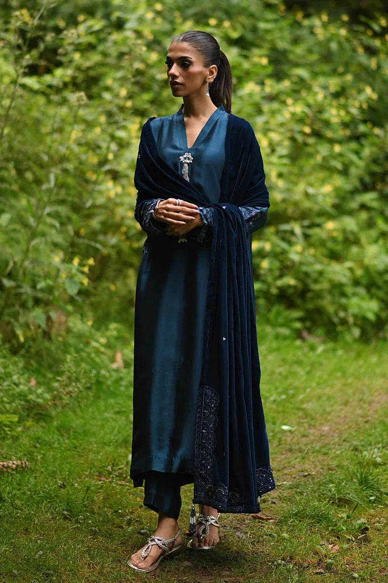 Hue Pret | Farasha Luxury Winter | Mina - Aqsa Fabrics
