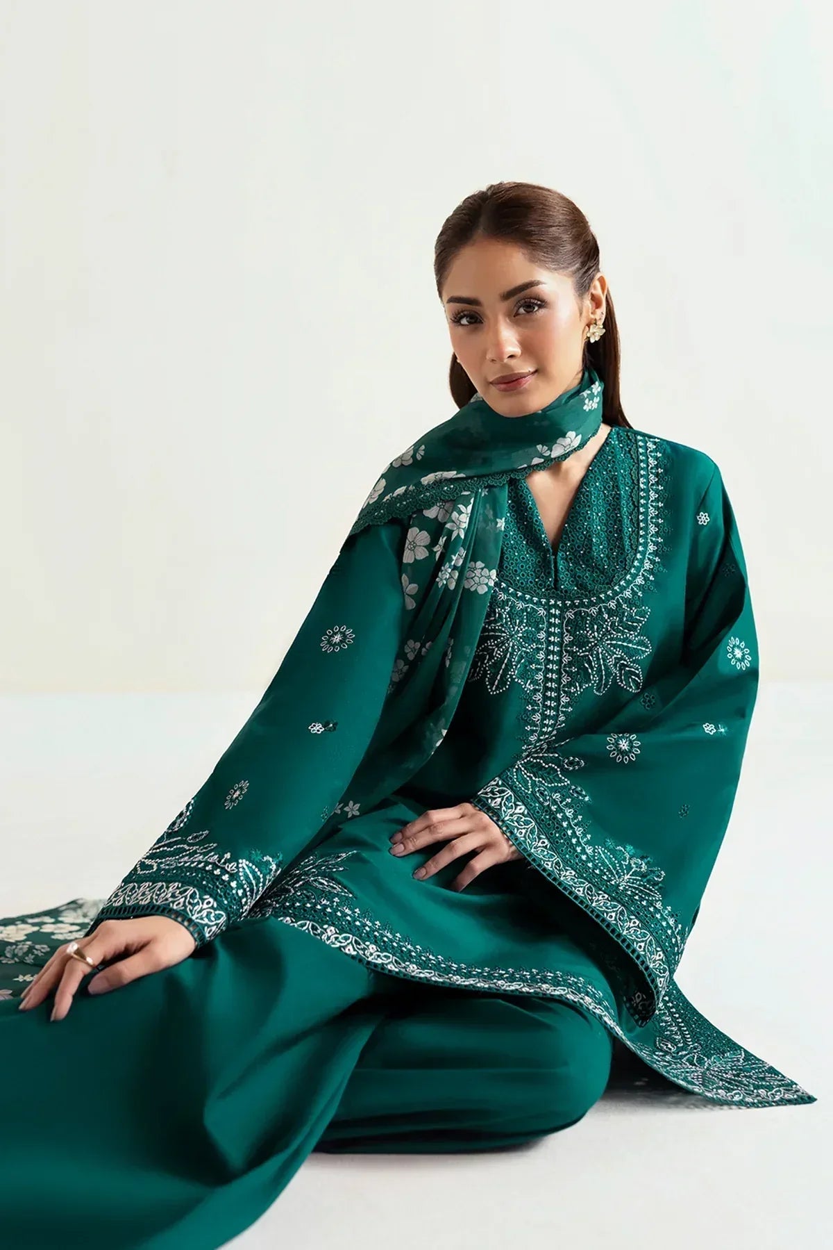Afrozeh | Basic Pret 25 | Blueberry Majesty - Aqsa Fabrics