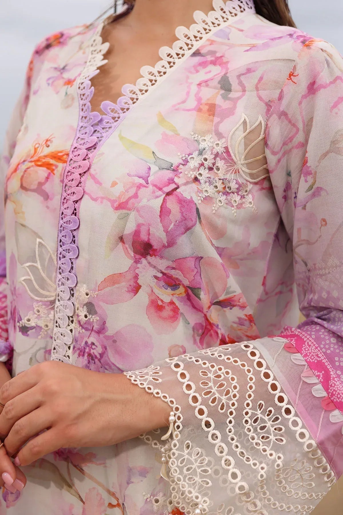 Nureh | Gardenia Embroidered Lawn 25 | NSG-172 - Aqsa Fabrics