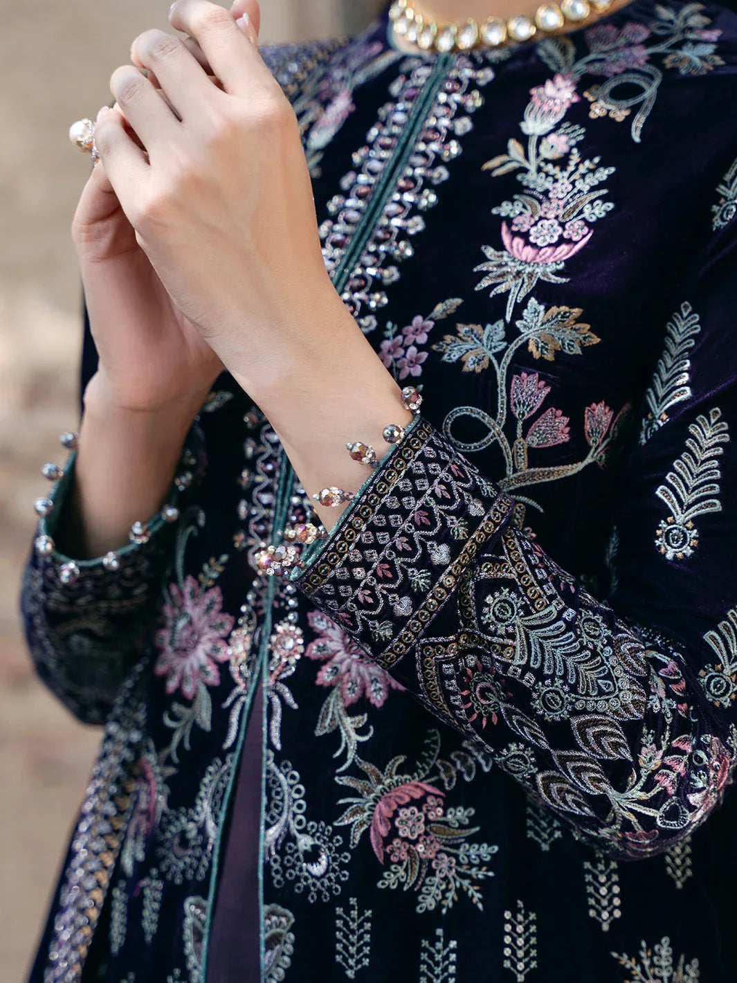 Flossie | Siara Velvet Formals | V-104 - B - Aqsa Fabrics