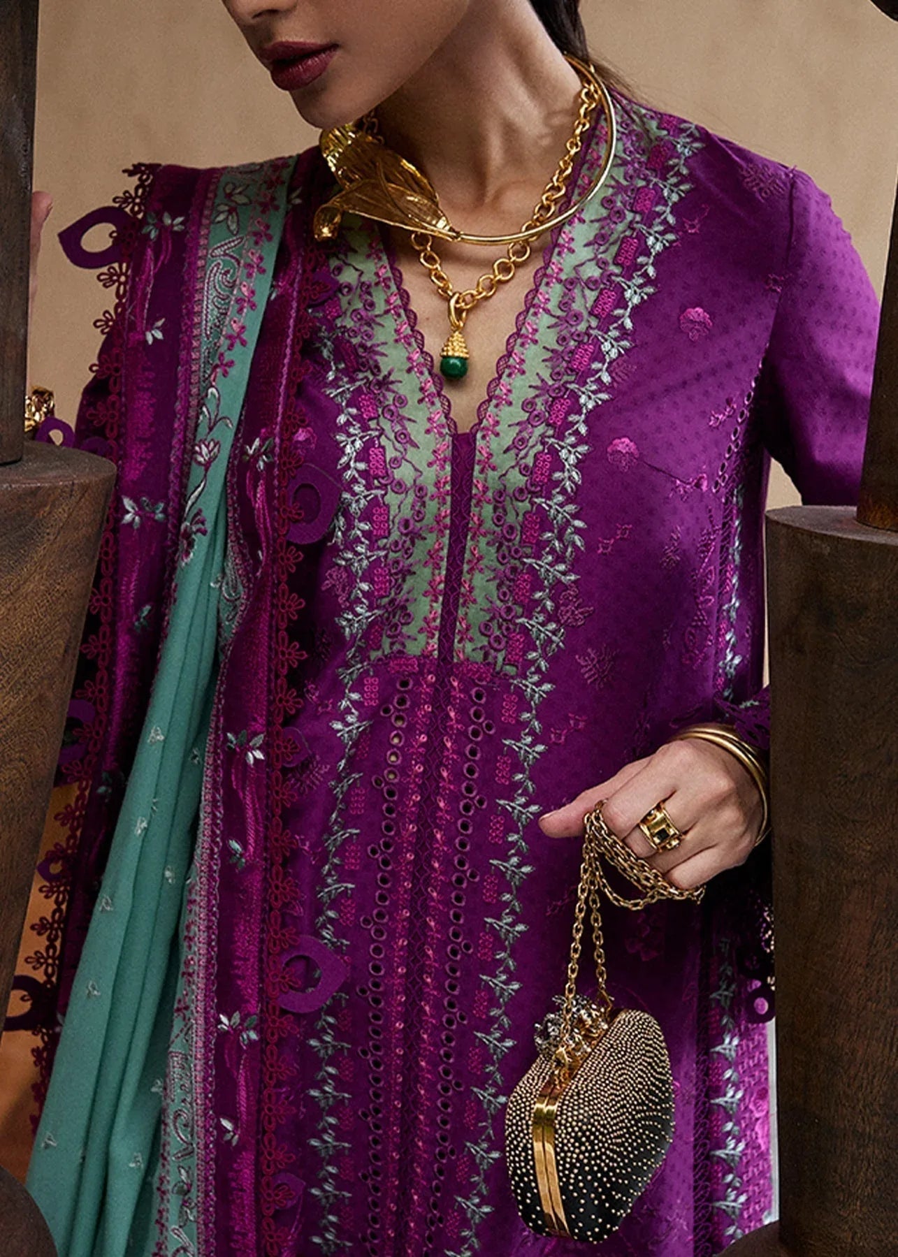 Suffuse | Luxury Lawn 25 | OIRA - Aqsa Fabrics