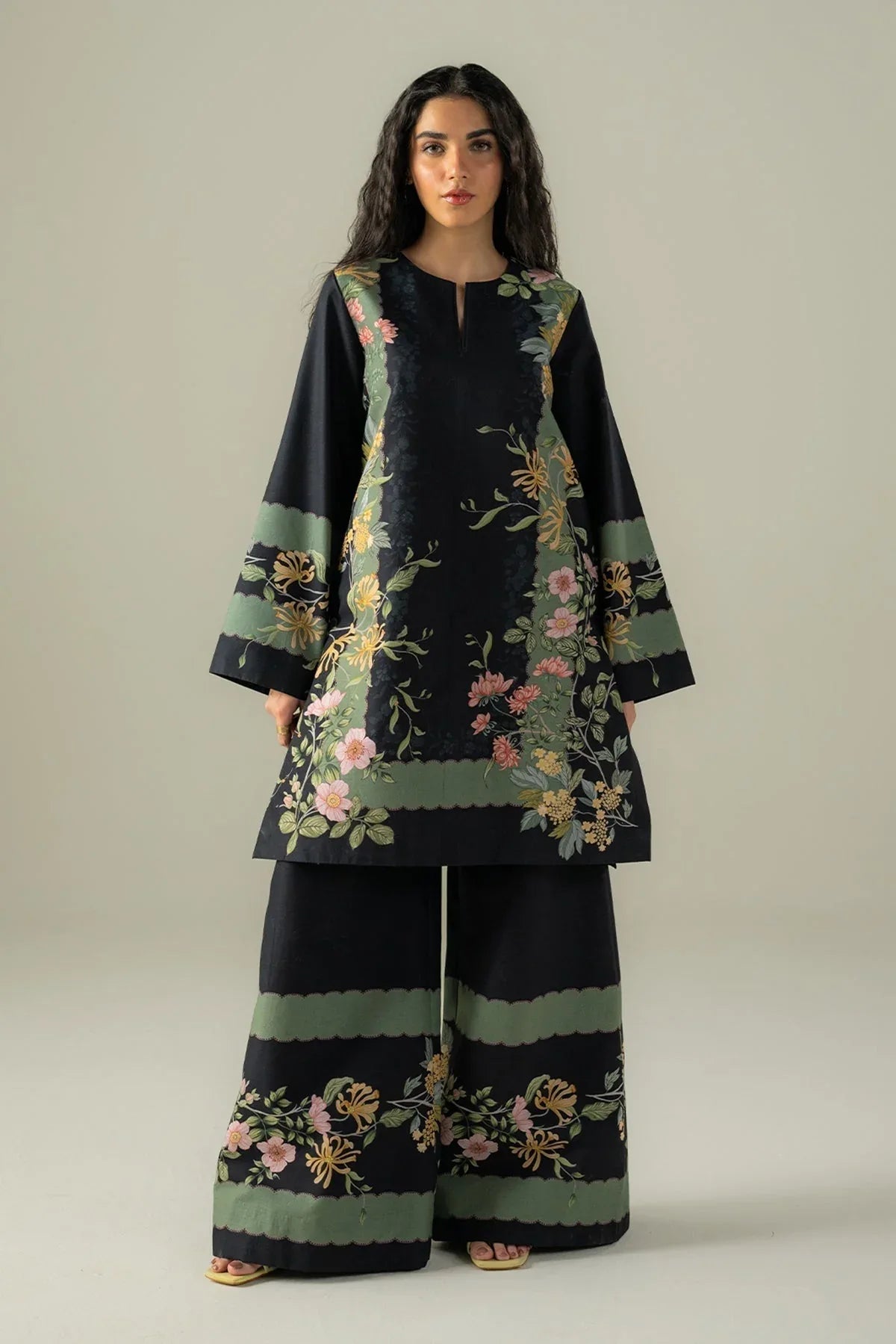 Afrozeh | Coords 25 | Shadowed - Aqsa Fabrics