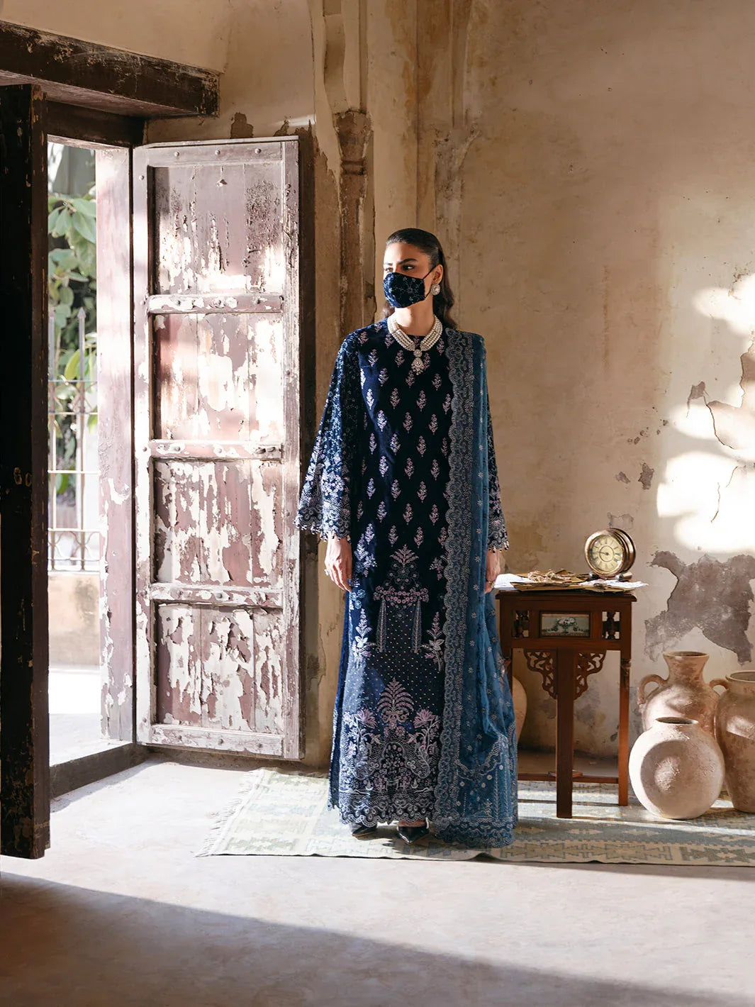 Flossie | Siara Velvet Formals | V-105 - B - Aqsa Fabrics