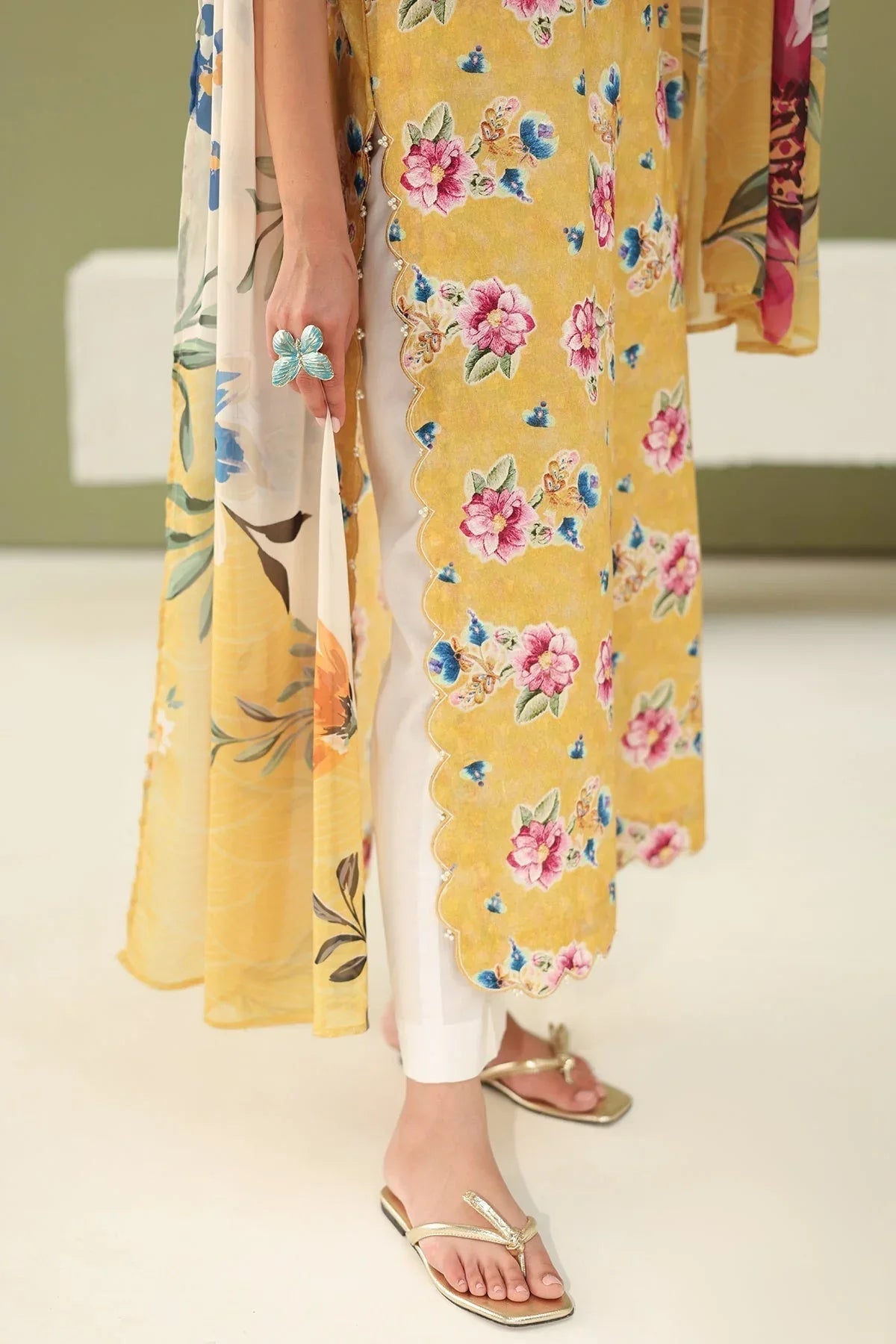 Baroque | Eid Printique | EMBROIDERED PRINTED LAWN UF-4182 - Aqsa Fabrics