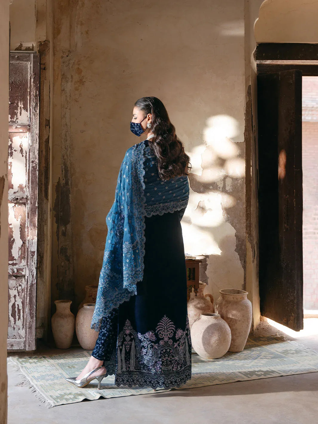 Flossie | Siara Velvet Formals | V-105 - B - Aqsa Fabrics