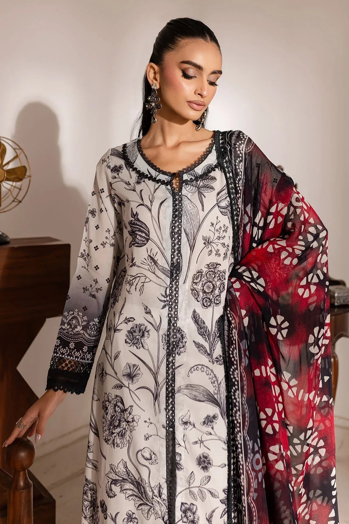 Nureh | Printed Lawn 25 | SP-144 - Aqsa Fabrics
