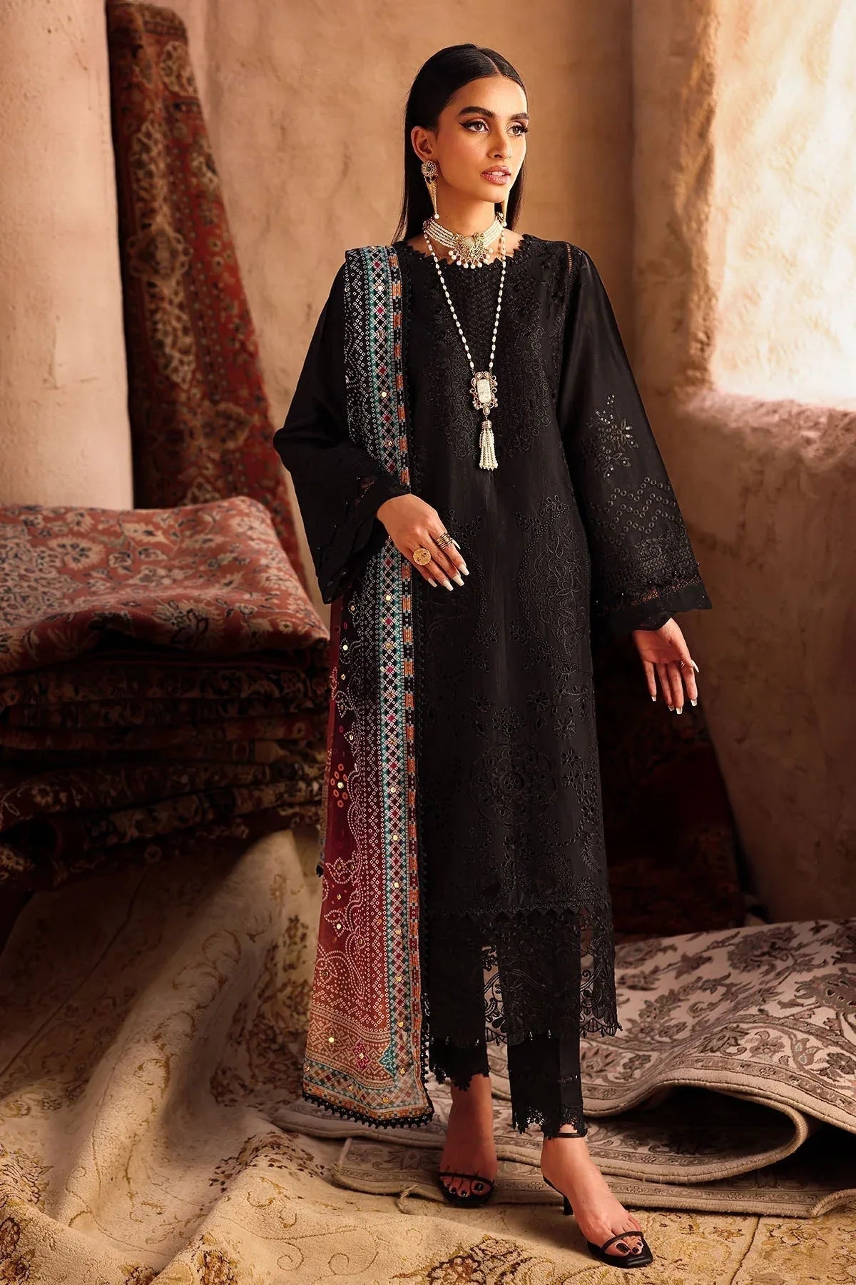 Nureh | Bazaar Lawn | NE-162 - Aqsa Fabrics