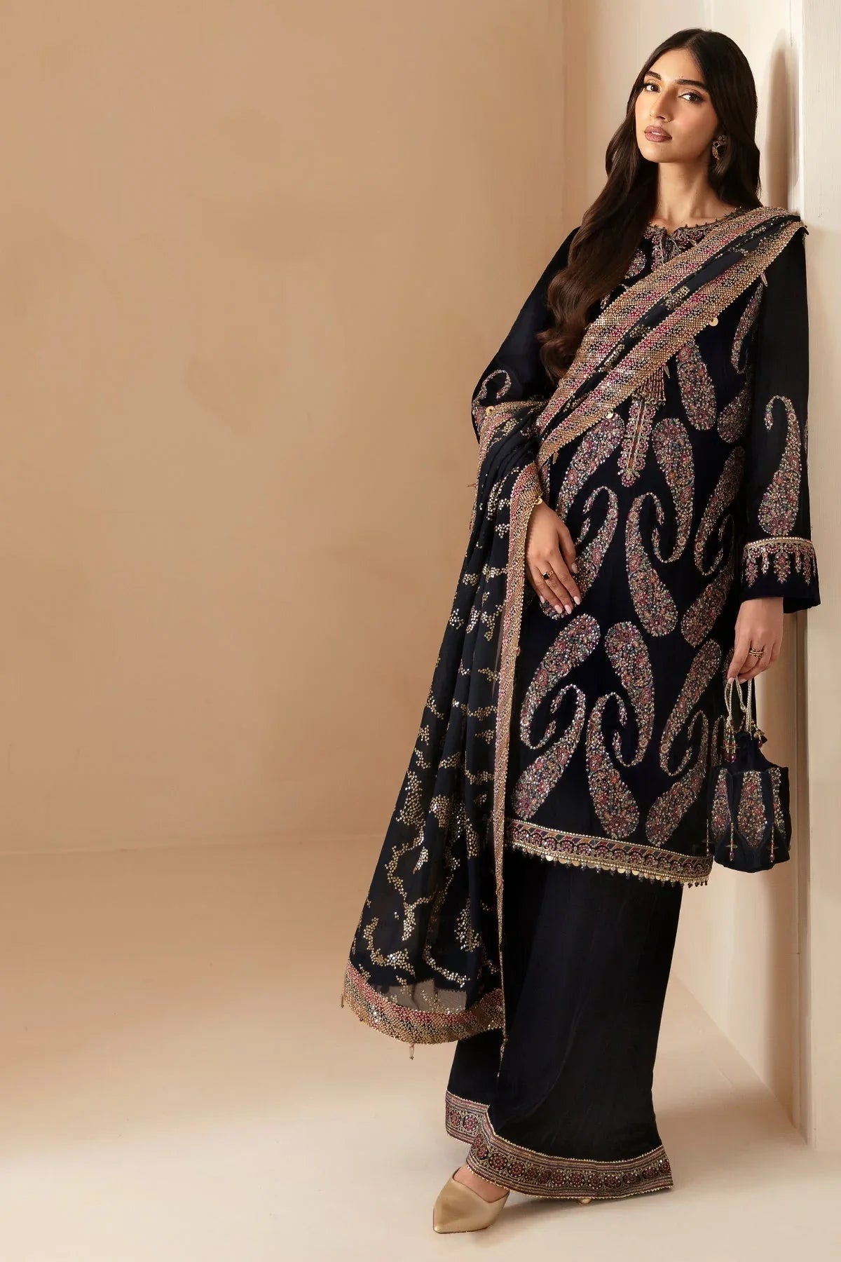 Jazmin | Velvet Edit 24 | Velvet Formal VF-2024 - Aqsa Fabrics