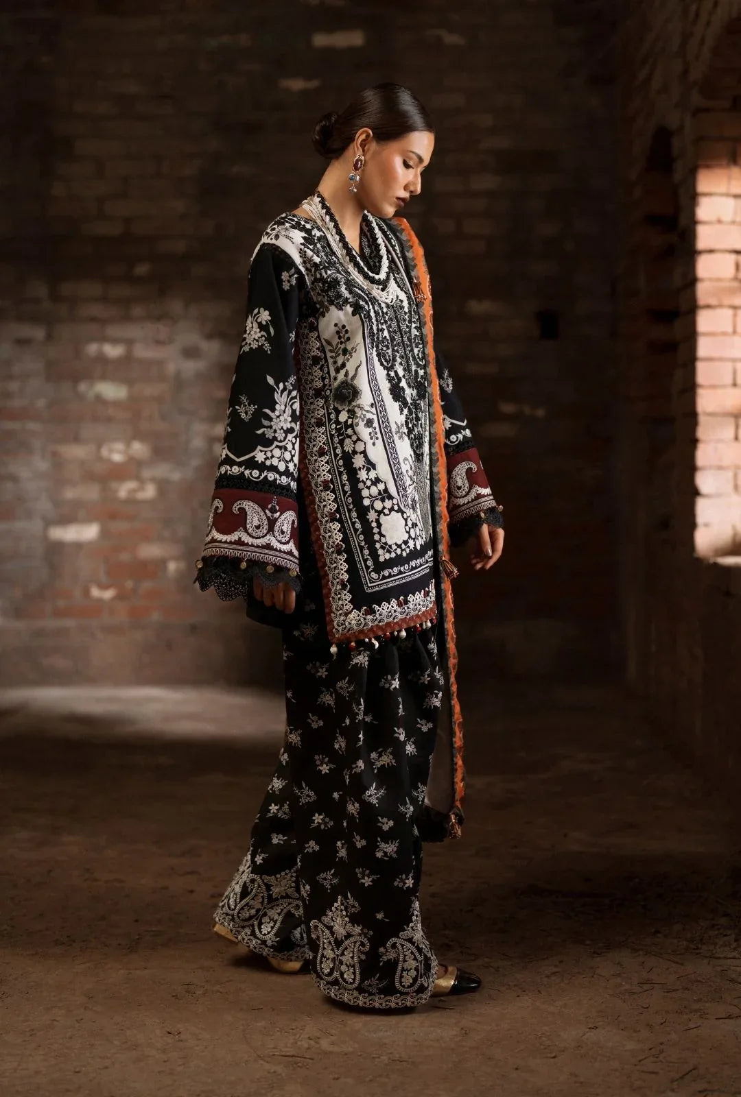 AJR Couture | Sard Sham | Makhmal - Aqsa Fabrics
