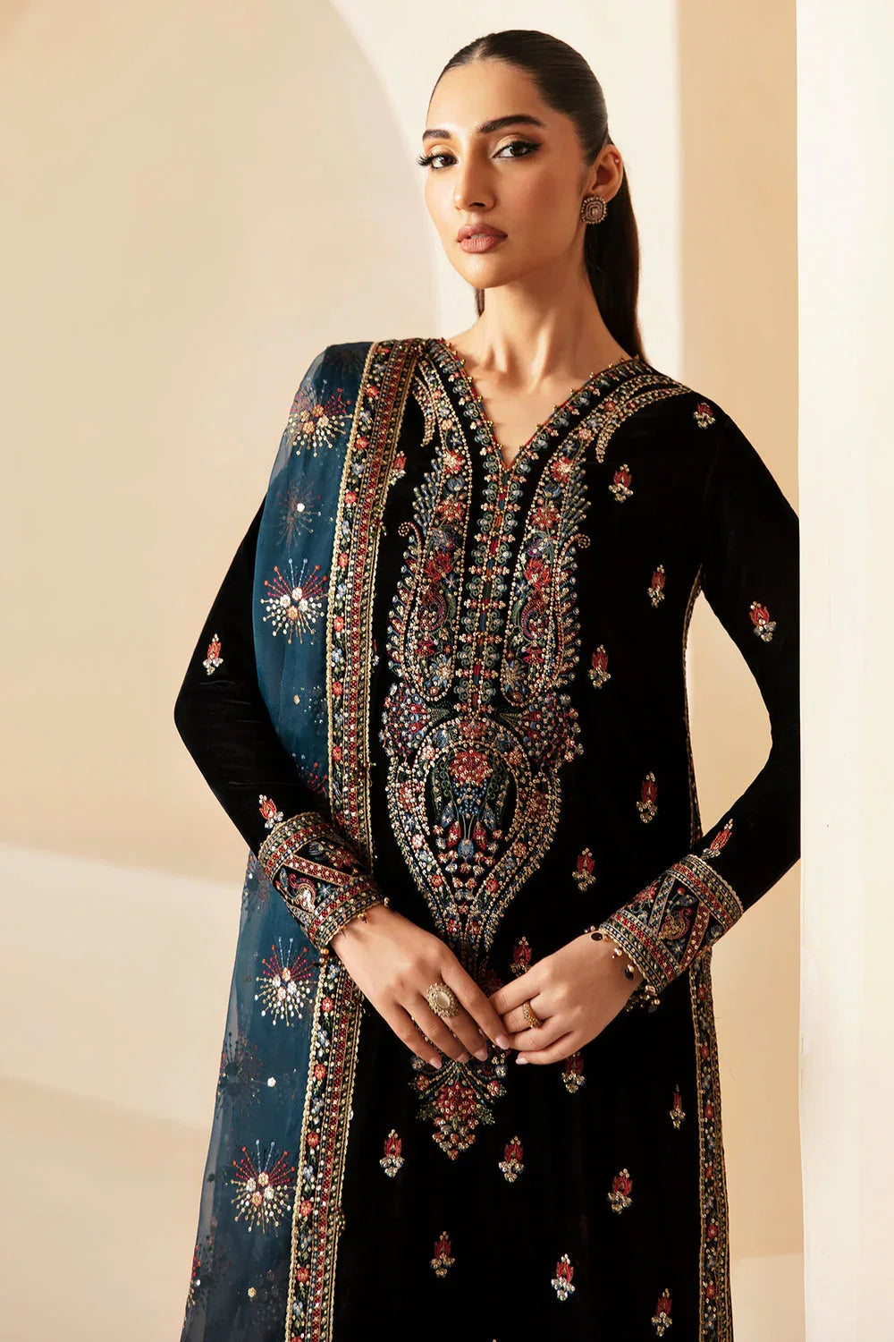 Jazmin | Velvet Edit 24 |  Velvet Formal VF-2028 - Aqsa Fabrics