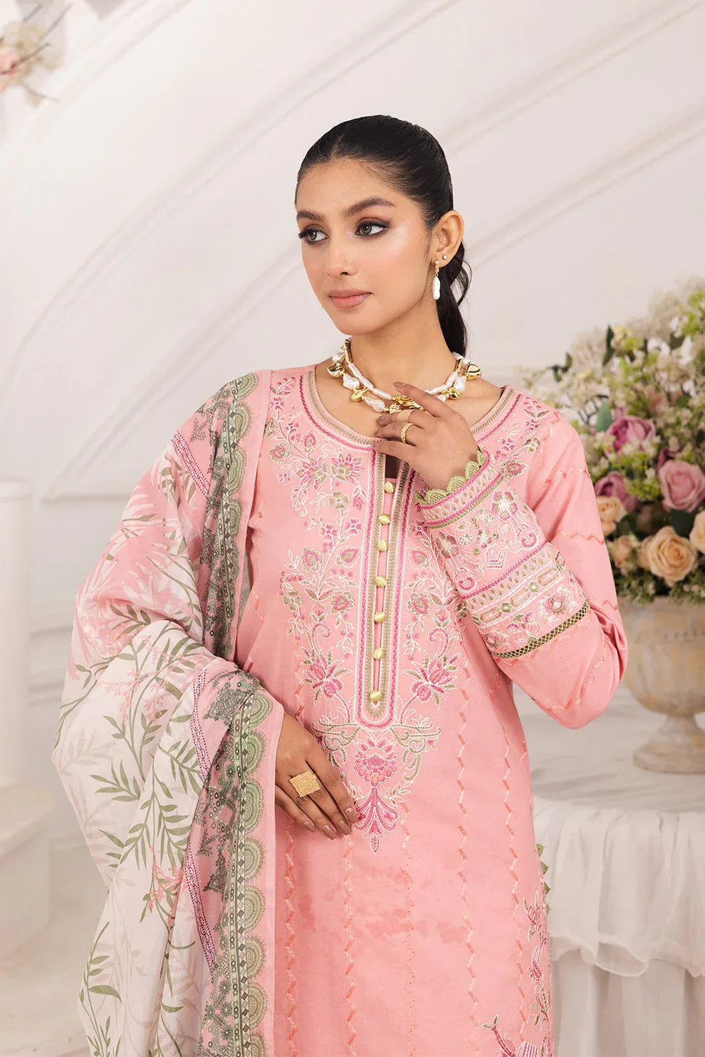 Maryum N Maria | Mira Luxury Lawn | MAHINE - FS50106 - Aqsa Fabrics
