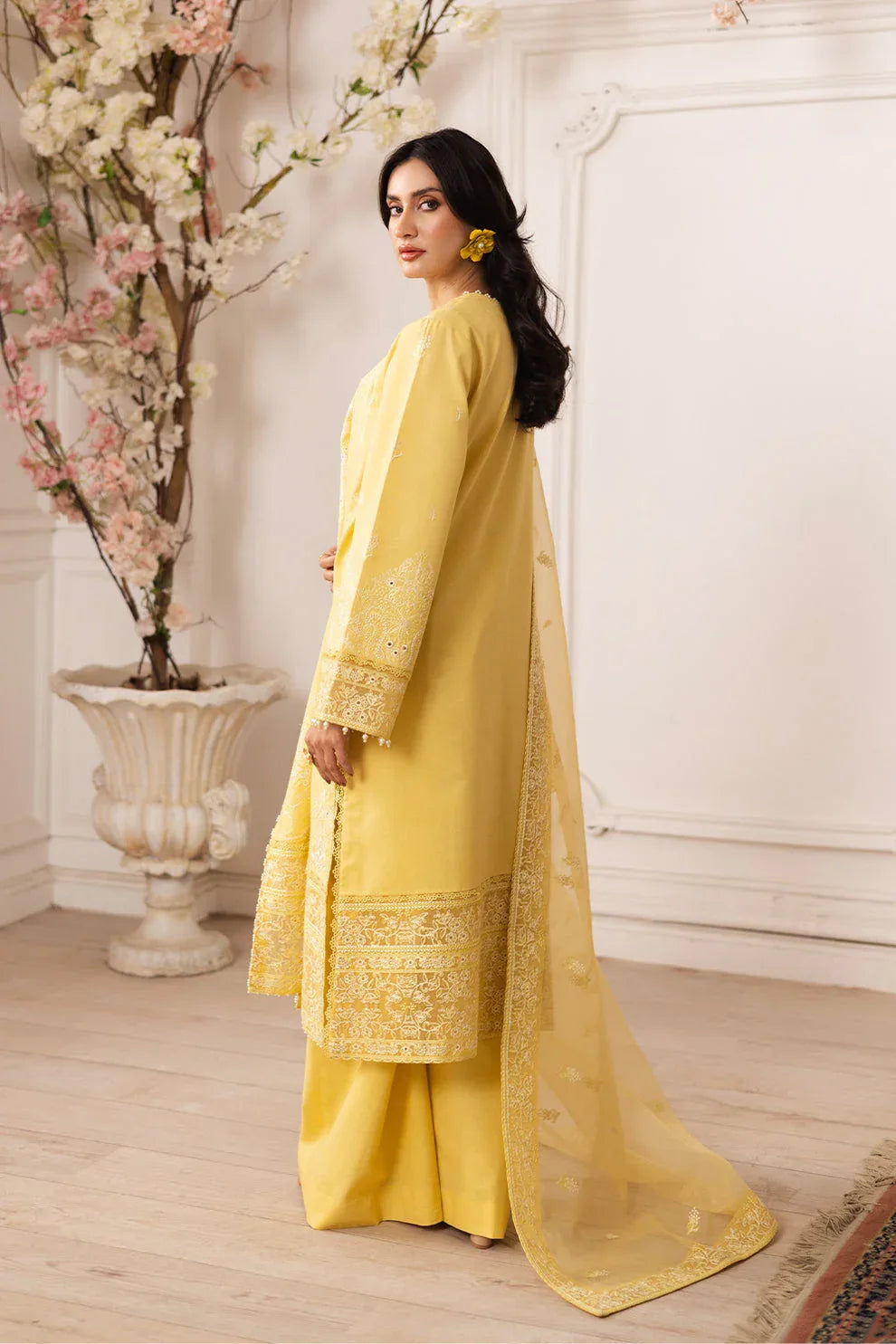 Maryum N Maria | Mira Luxury Lawn | MINA - FS50111 - Aqsa Fabrics