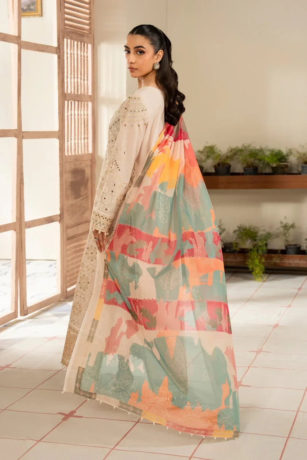 Maryum N Maria | Luxury Lawn 25 | ABIA - MS50120 - Aqsa Fabrics