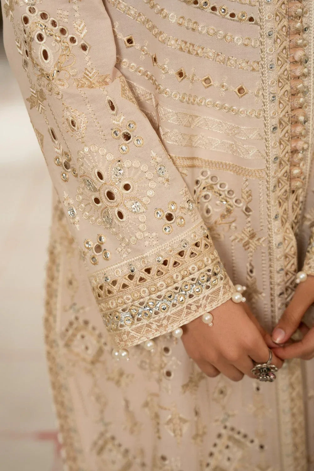 Maryum N Maria | Luxury Lawn 25 | ABIA - MS50120 - Aqsa Fabrics