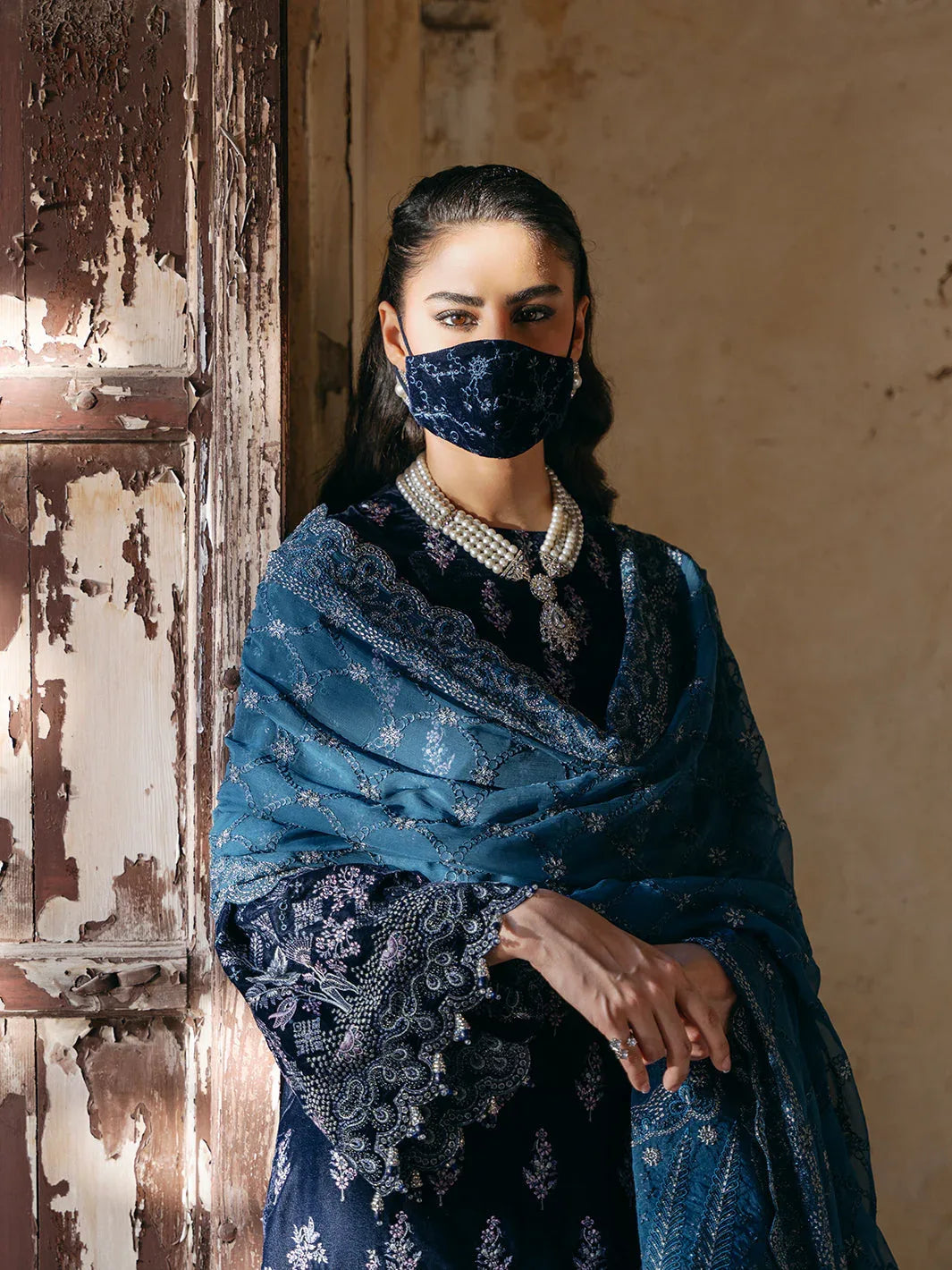 Flossie | Siara Velvet Formals | V-105 - B - Aqsa Fabrics
