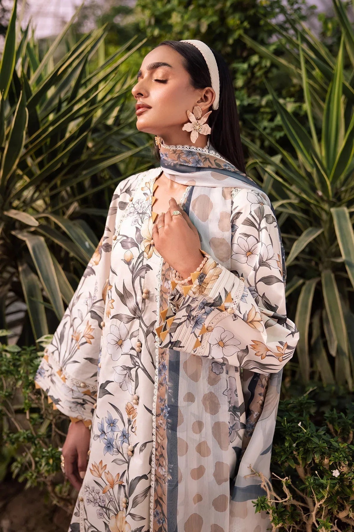 Alizeh | Sheen Lawn Prints 24 | GARDENIA - Aqsa Fabrics