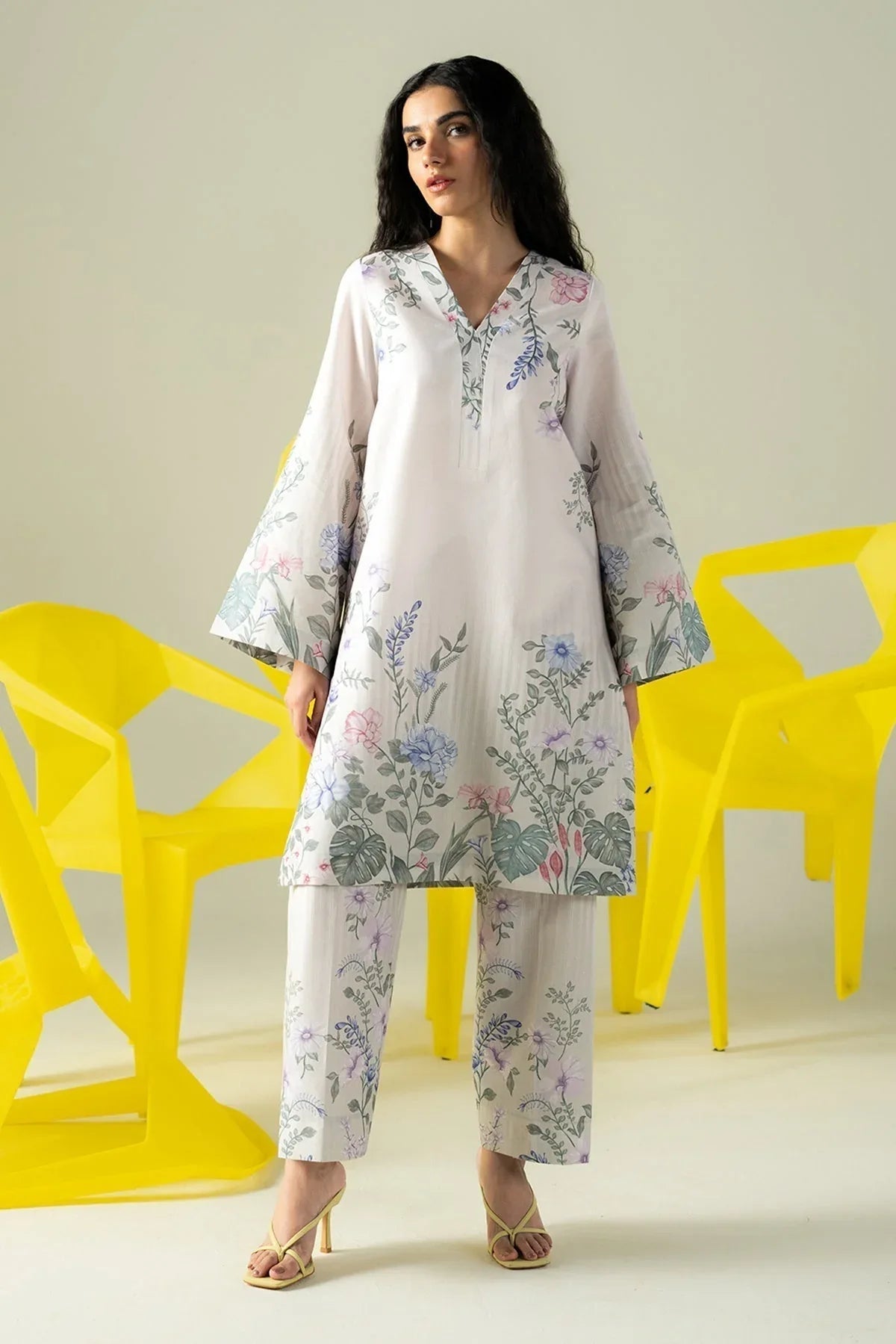 Afrozeh | Coords 25 | Creamy - Aqsa Fabrics