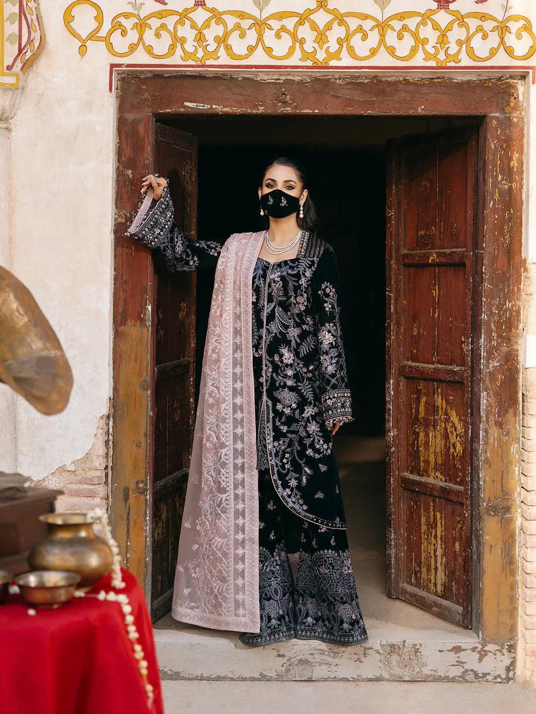 Flossie | Siara Velvet Formals | V-103 - B - Aqsa Fabrics