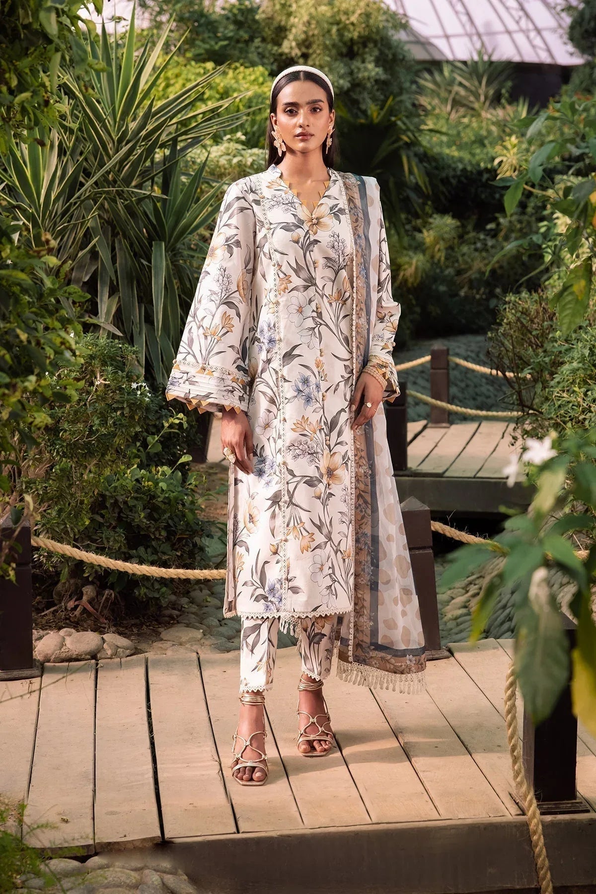 Alizeh | Sheen Lawn Prints 24 | GARDENIA - Aqsa Fabrics