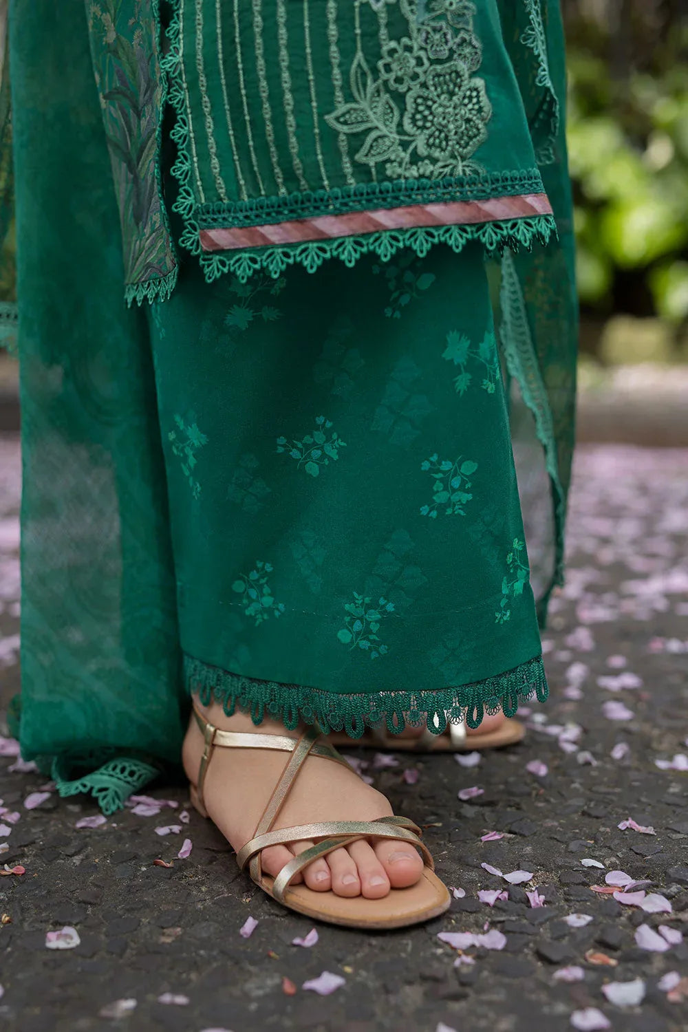 Sobia Nazir | Basics 25 | Design 5B - Aqsa Fabrics