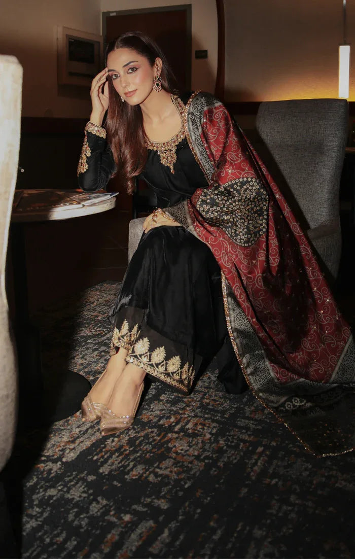 Maya | Viola Luxe Velvet 25 | SURMAI - Aqsa Fabrics