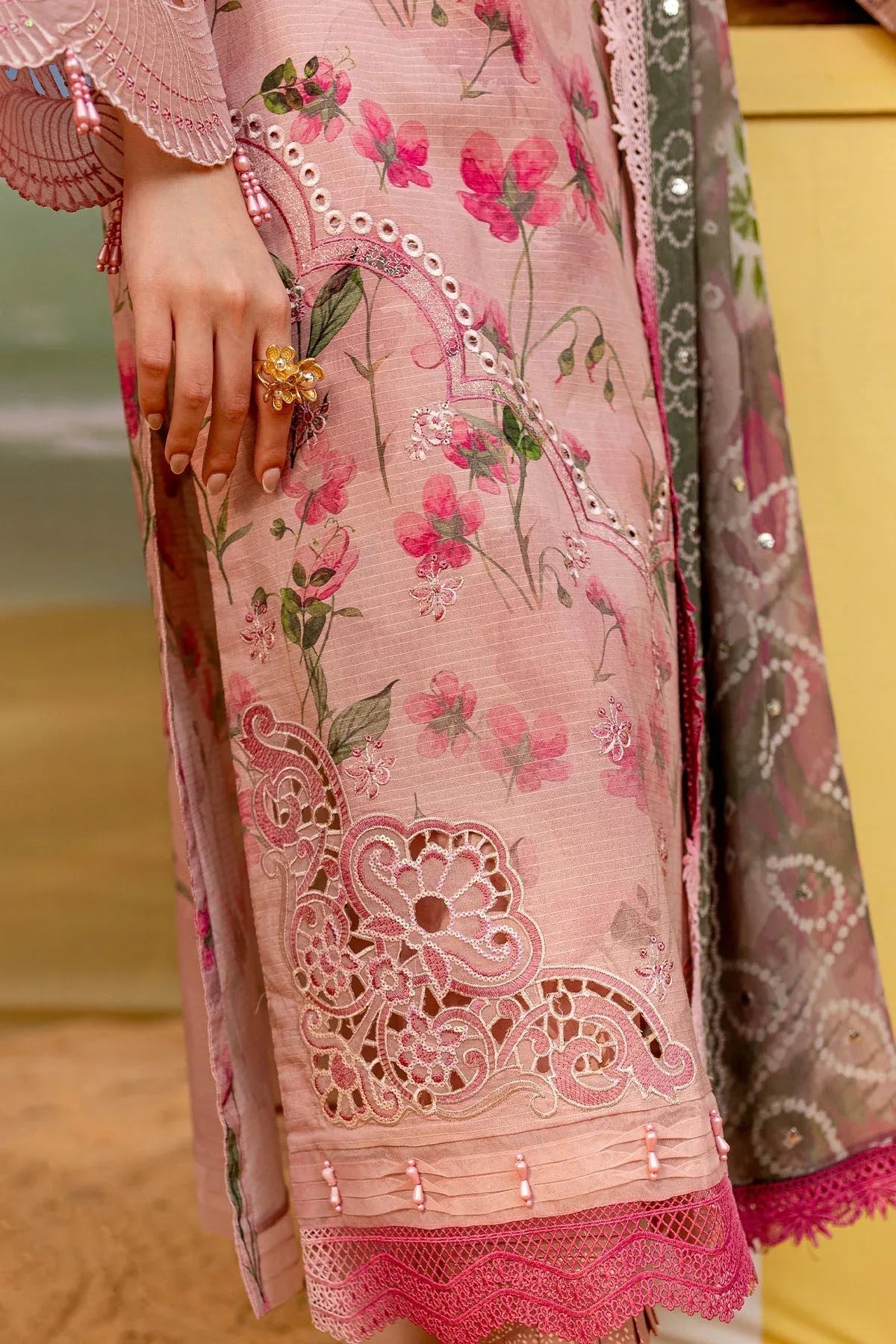 Nureh | Gardenia Lawn 25 | NSG-178 - Aqsa Fabrics