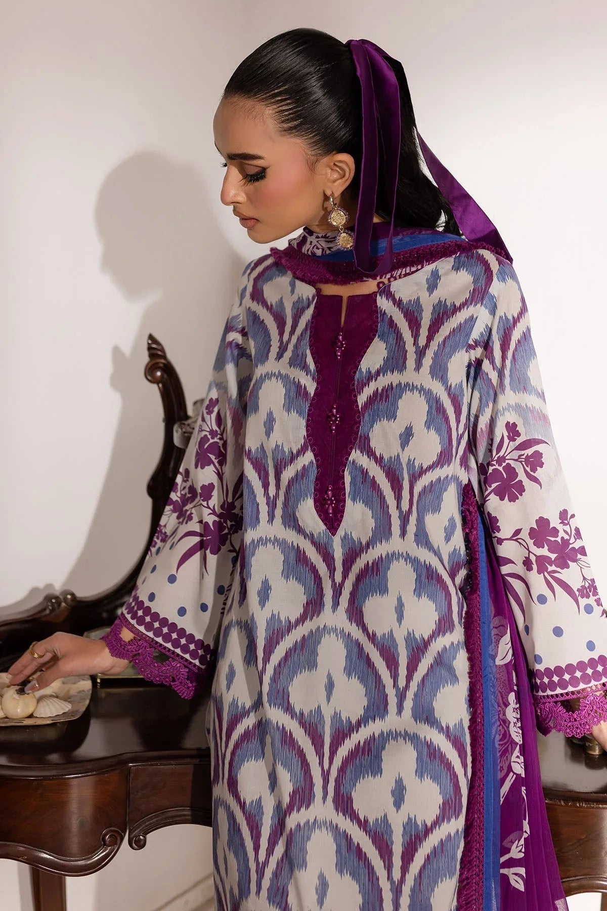 Nureh | Printed Lawn 25 | SP-147 - Aqsa Fabrics