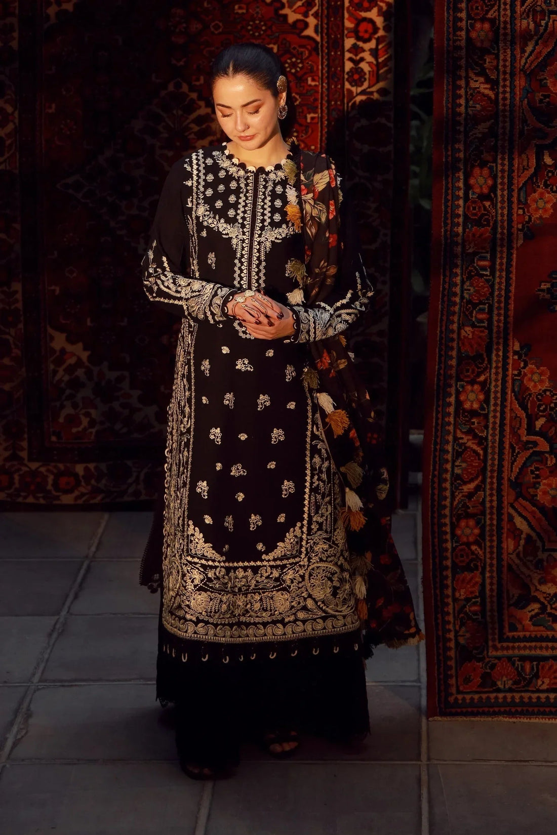 Maryam Hussain | Winter Shawl 25 | Mausam - Aqsa Fabrics