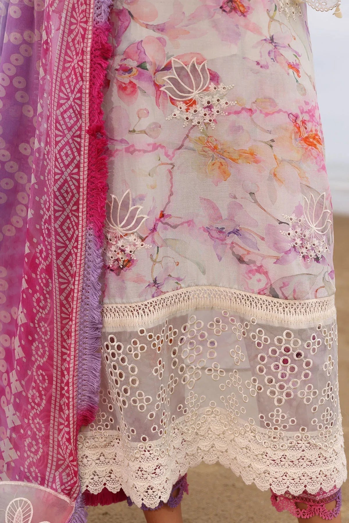 Nureh | Gardenia Embroidered Lawn 25 | NSG-172 - Aqsa Fabrics