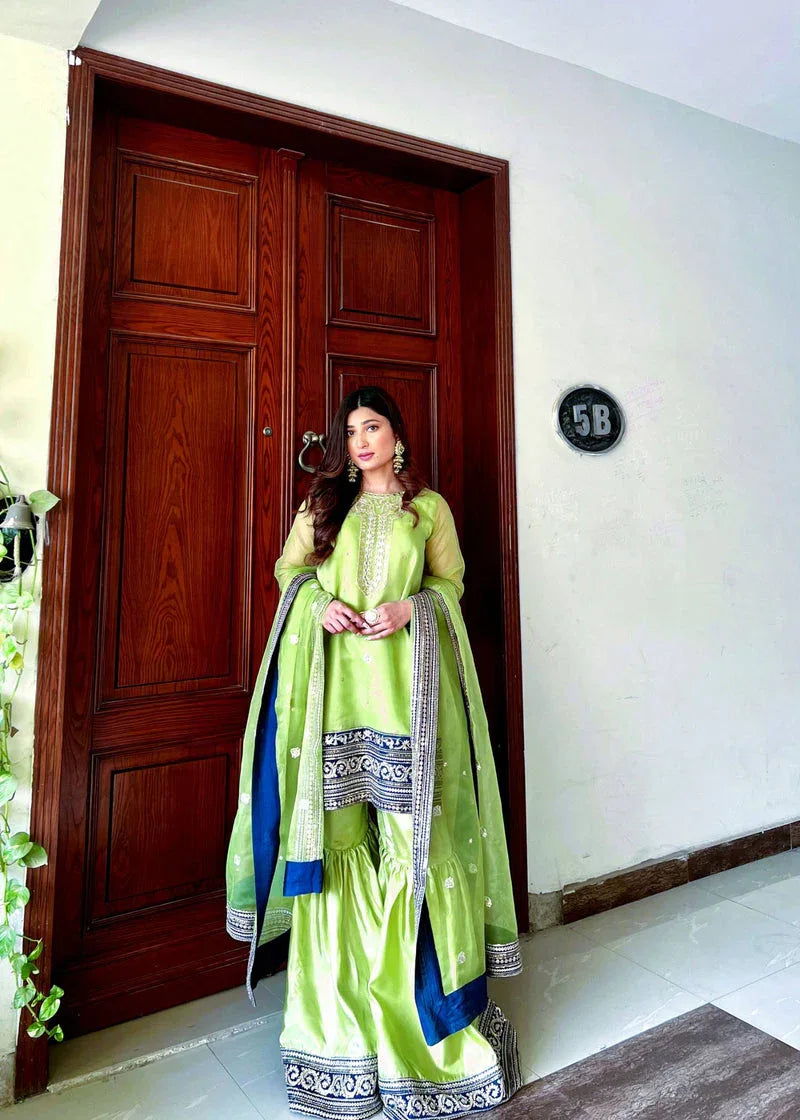Daud Abbas | Formals Collection | Nayab - Aqsa Fabrics
