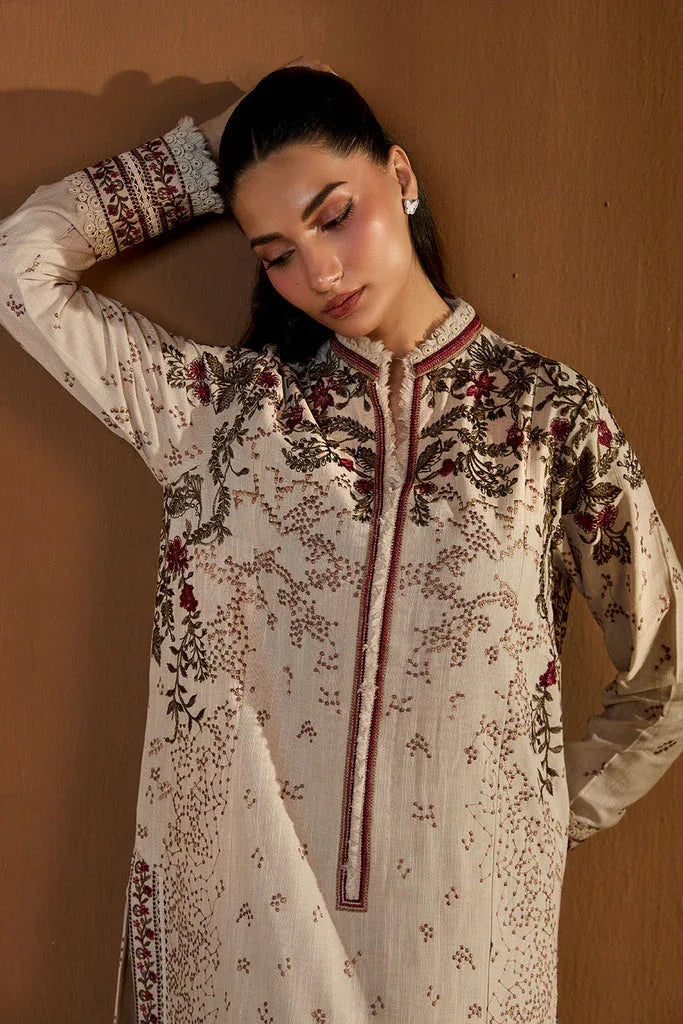 Sobia Nazir | Winter Shawl 25 | Design 6A - Aqsa Fabrics