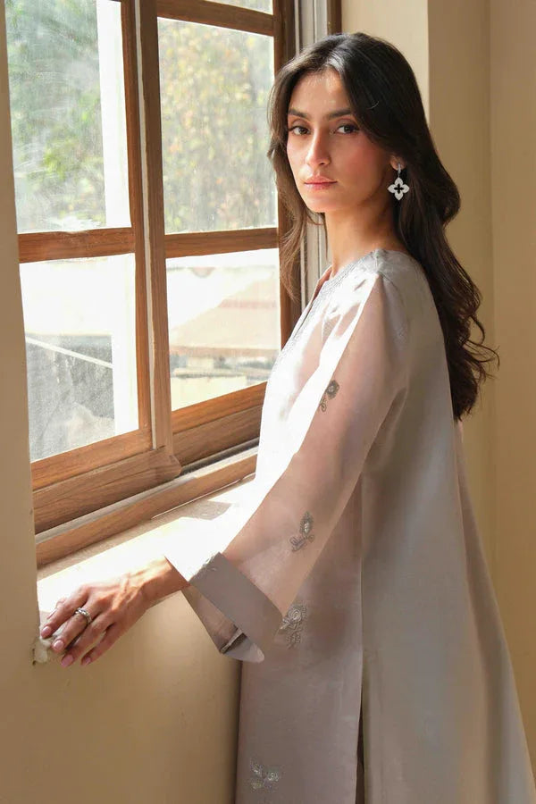 Noor by Saadia Asad | Noor Pret 25 | D3 - Neutral Noir - Aqsa Fabrics