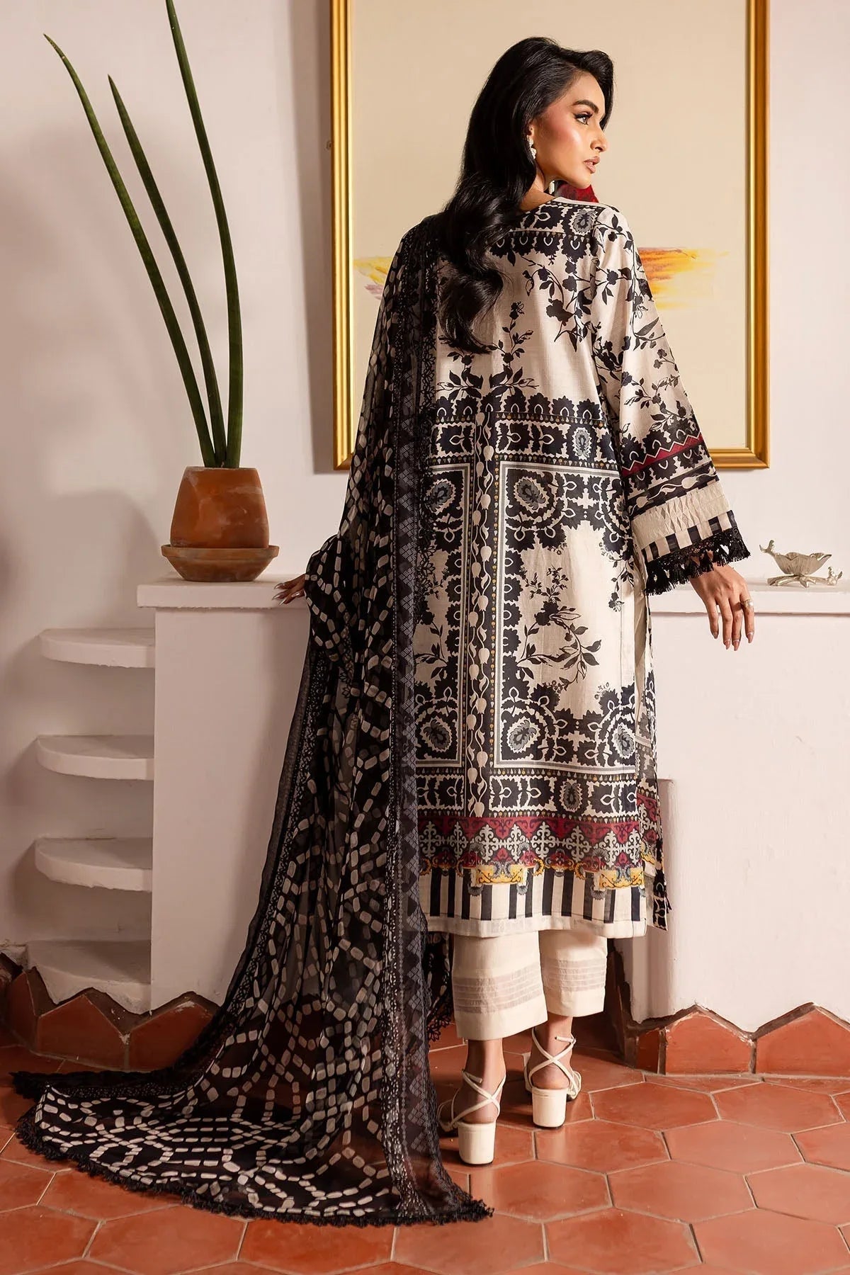 Nureh | Printed lawn 25 | SP-135 - Aqsa Fabrics