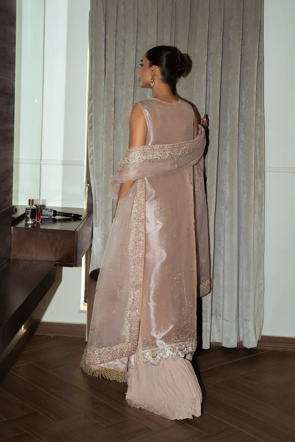 Neeshay | Parinaaz Formals | Noorain - Aqsa Fabrics