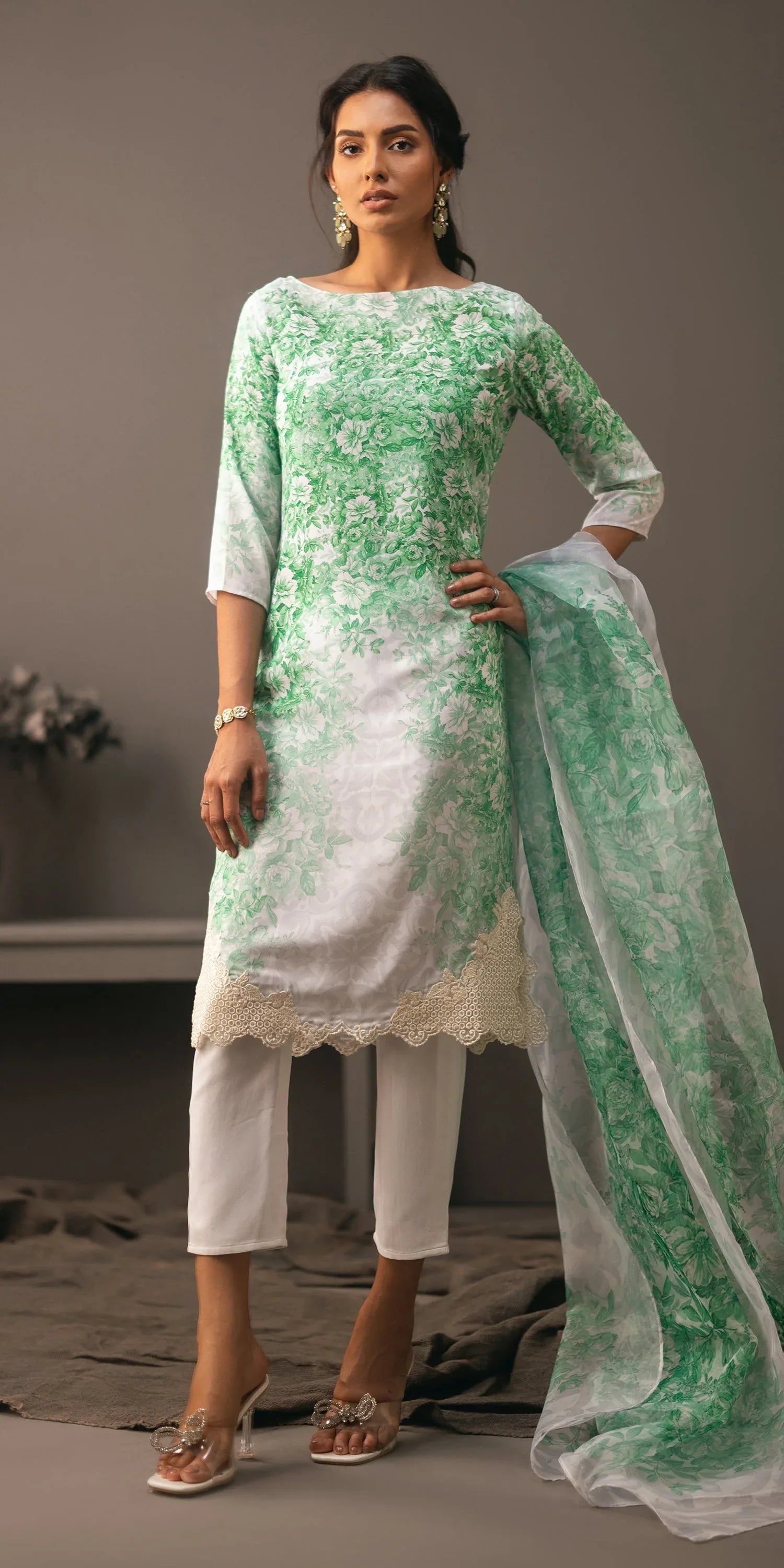 Erum Khan | Beyond Basic | CLASSIC CHARM - Aqsa Fabrics