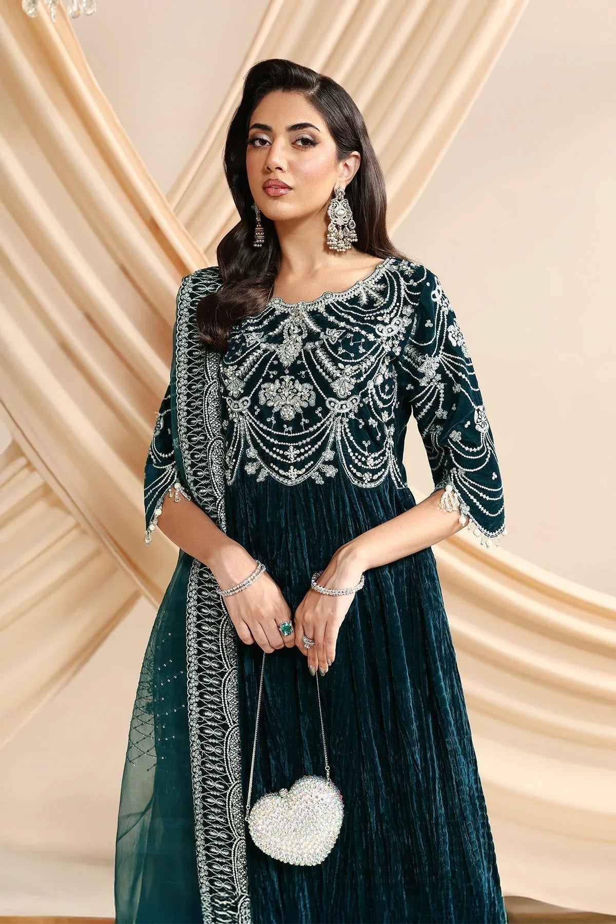 Alizeh | Lamour 25 | AF-VLT-2214-Mystique - Aqsa Fabrics