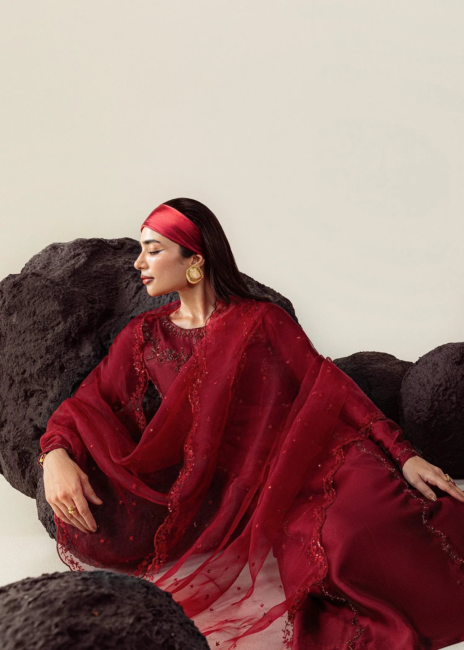 Mahum Asad | The Sirens | Majesty - Aqsa Fabrics