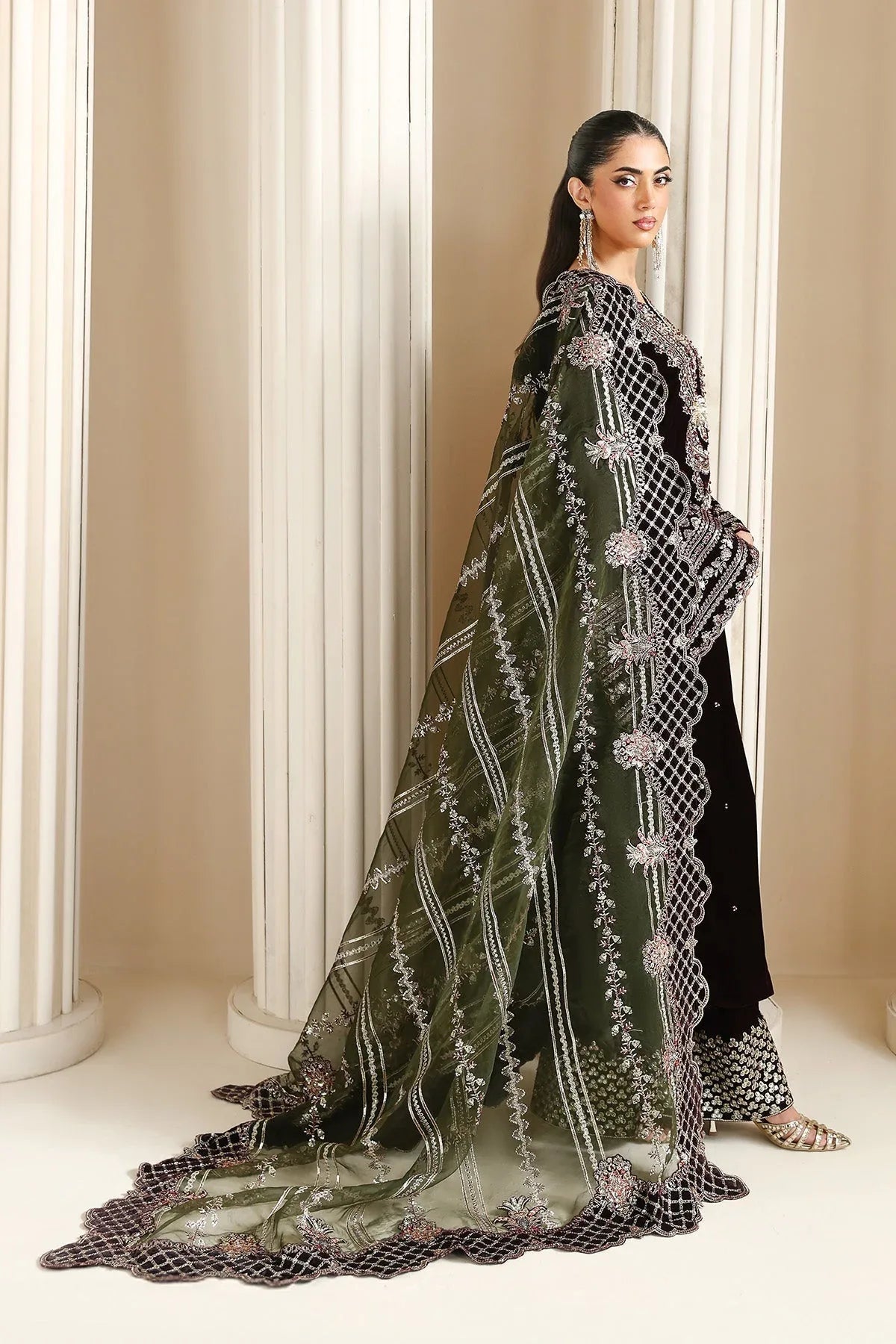 Alizeh | Lamour 25 | AF-VLT-2213-Vanya - Aqsa Fabrics